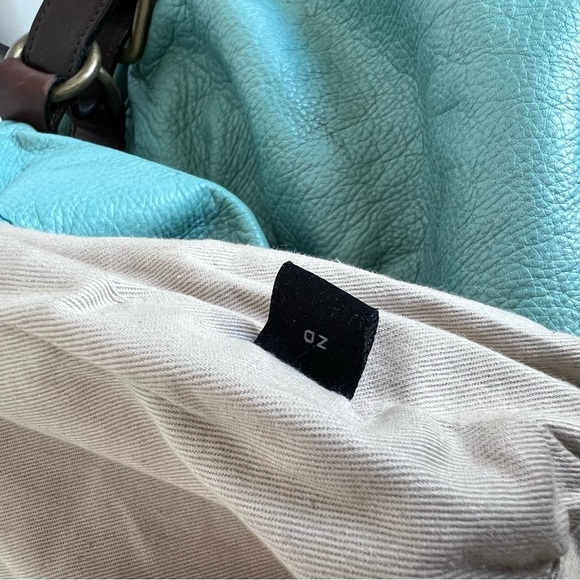 Mulberry Mitzy Medium Hobo Crossbody Messenger Emerald Pebbled - Picture 10 of 15